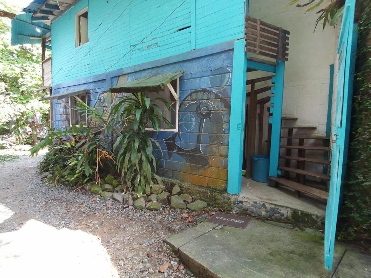 Hospedaje Pirata Express Capurganá Exterior foto